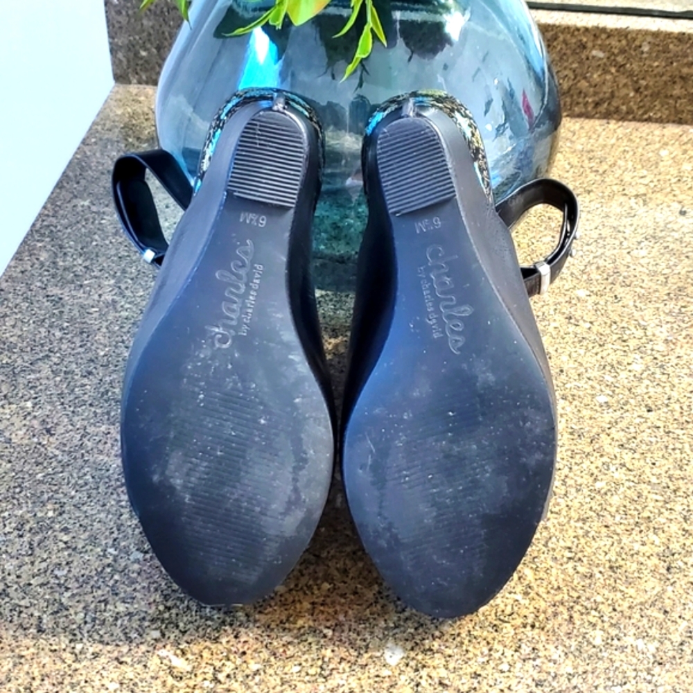 Wedges by Charles David - Picture 5 of 5